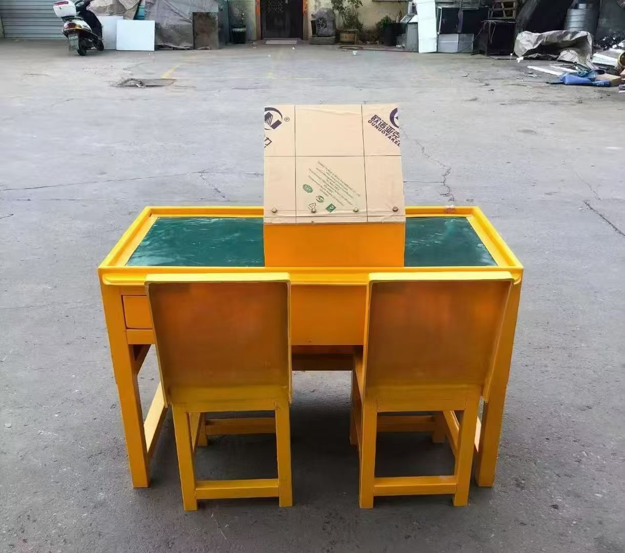 姚安防静电导通桌井下煤矿火工品发放桌：危险品流转的安全守护者